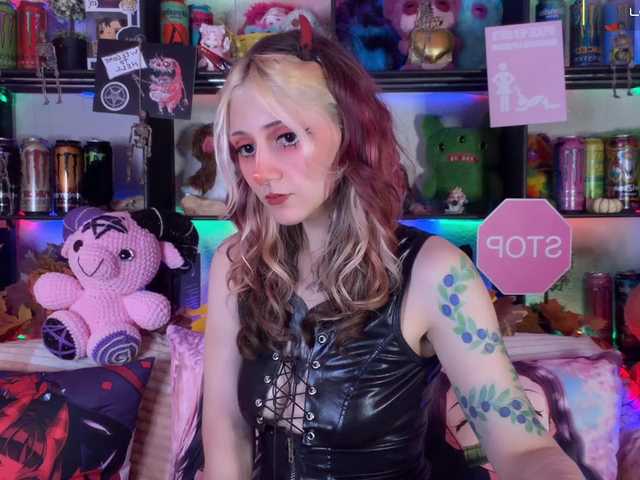 Devil-Baby — live female cam