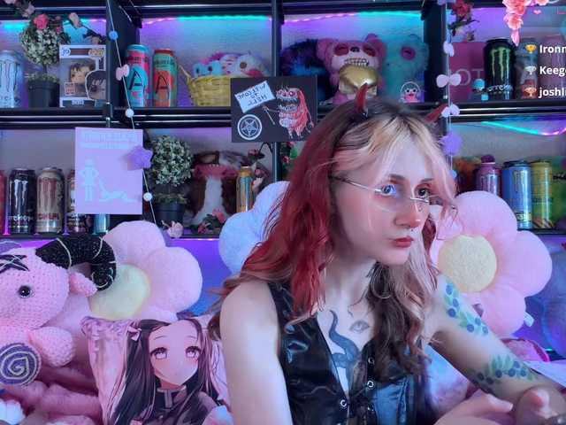 Devil-Baby live cam on BongaCams