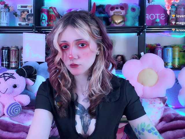 Devil-Baby live cam on BongaCams