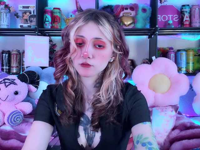 Devil-Baby live cam on BongaCams
