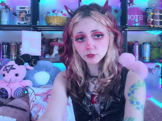 Devil-Baby live cam on BongaCams
