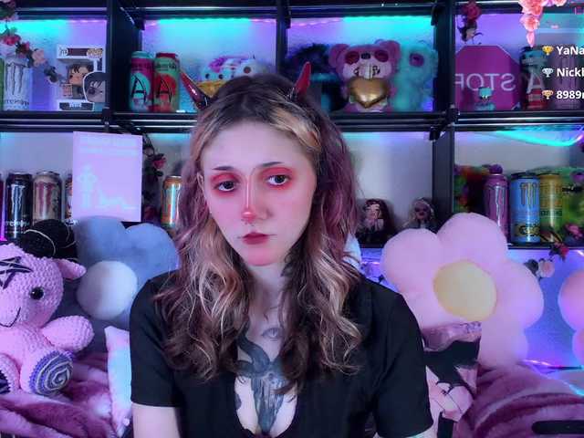 Devil-Baby live cam on BongaCams