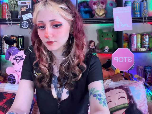 Devil-Baby live cam on BongaCams