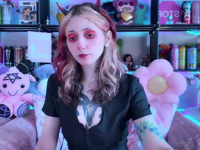 Devil-Baby live cam on BongaCams