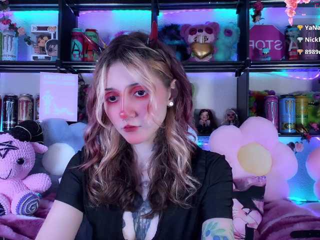 Devil-Baby live cam on BongaCams