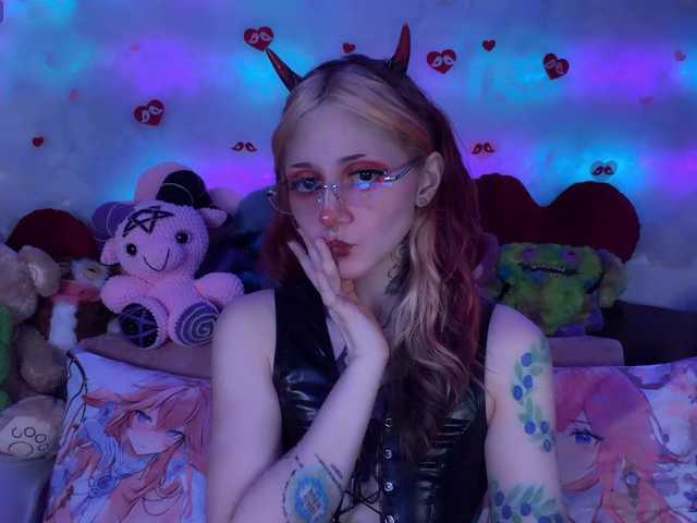 Devil-Baby's BongaCams show and profile