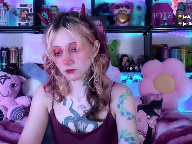 Devil-Baby live cam on BongaCams