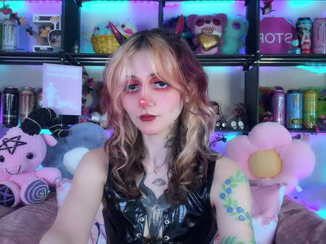 Devil-Baby live cam on BongaCams