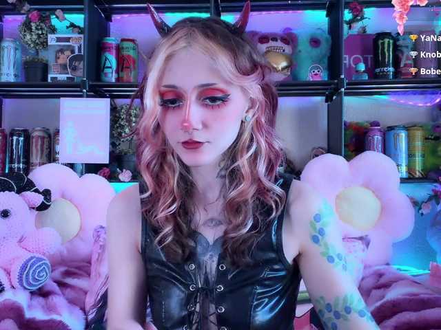 Devil-Baby live cam