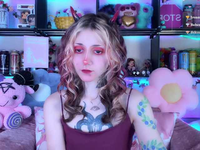 Devil-Baby live cam on BongaCams