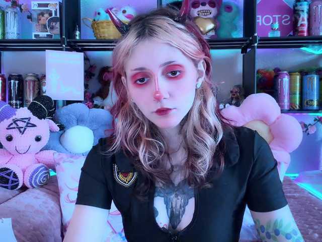 Devil-Baby live cam on BongaCams