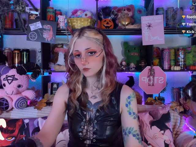 Devil-Baby live cam on BongaCams