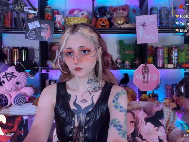 Devil-Baby live cam on BongaCams