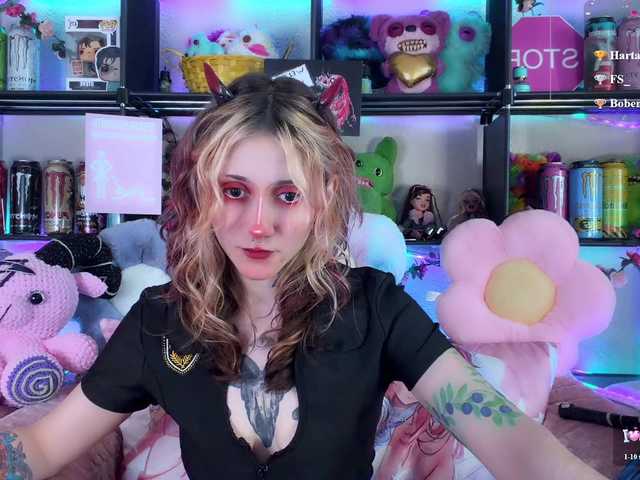 Devil-Baby live cam on BongaCams