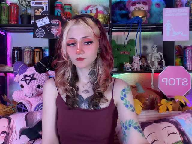 Devil-Baby live cam on BongaCams