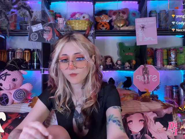 Devil-Baby live cam on BongaCams