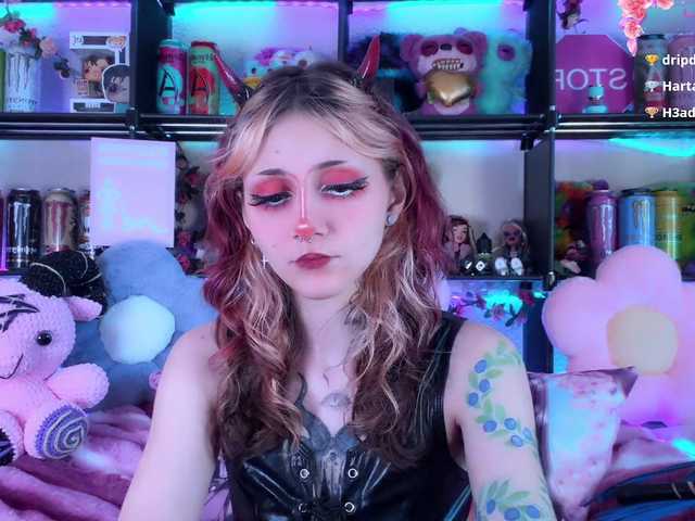 Devil-Baby live cam on BongaCams