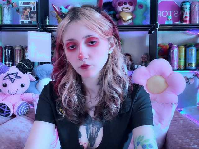 Devil-Baby live cam on BongaCams