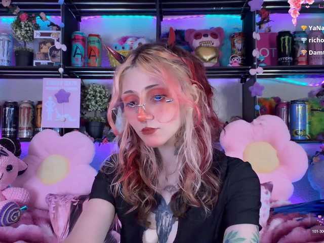 Devil-Baby live cam on BongaCams