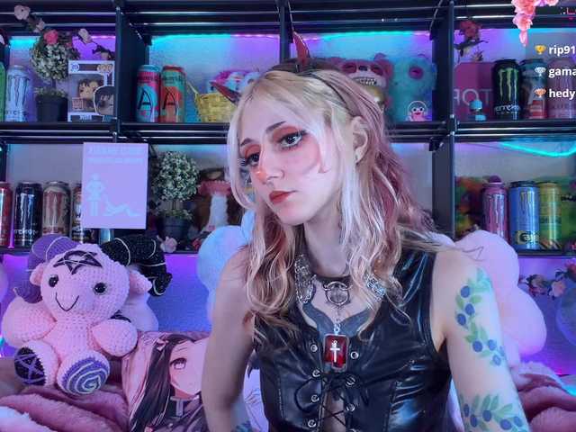 Devil-Baby live cam on BongaCams