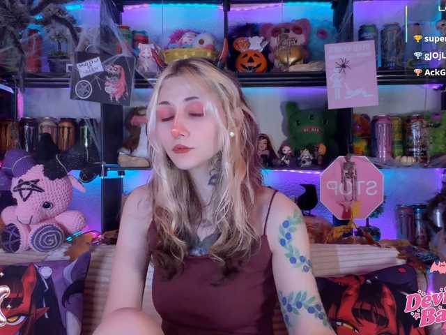 Devil-Baby live cam on BongaCams