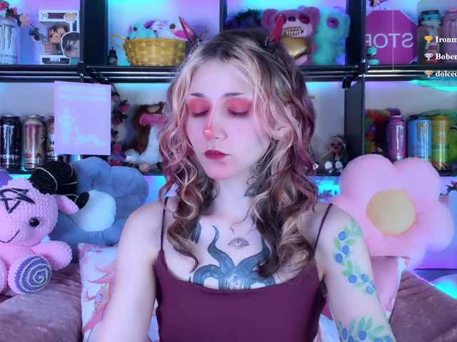Devil-Baby live cam on BongaCams