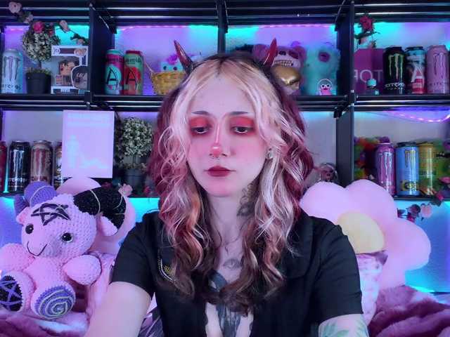 Devil-Baby live cam on BongaCams