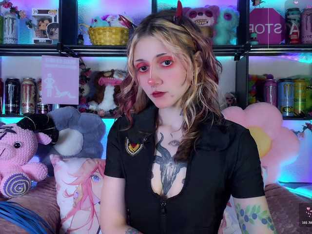 devil-baby cam belle