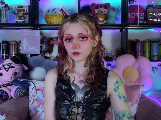 Devil-Baby live cam on BongaCams