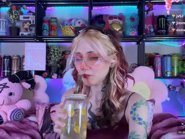 Devil-Baby live cam on BongaCams