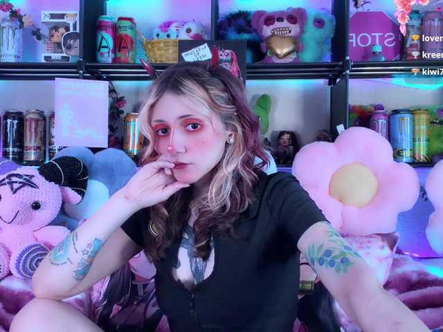 Devil-Baby live cam on BongaCams