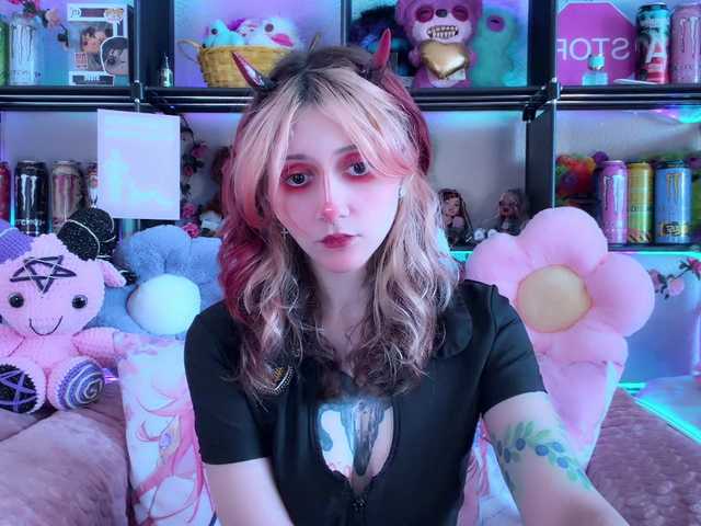 Devil-Baby live cam on BongaCams