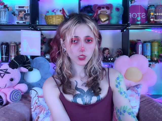 devil-baby cam belle