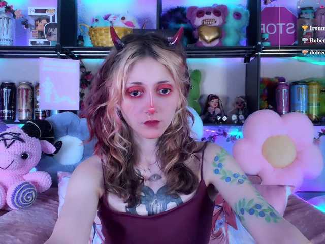 devil-baby cam belle