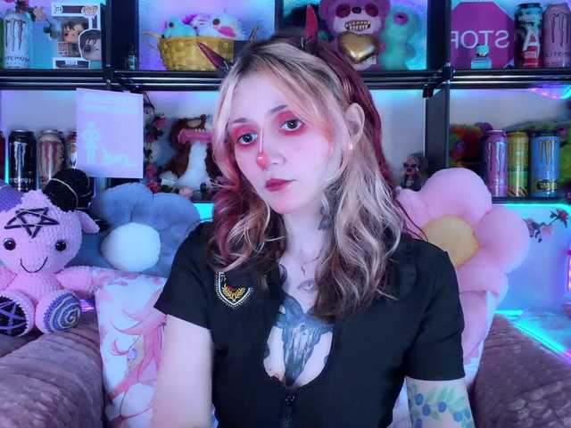 Devil-Baby live cam on BongaCams