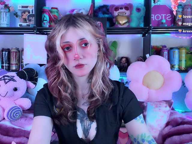 Devil-Baby live cam on BongaCams