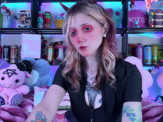 Devil-Baby live cam on BongaCams