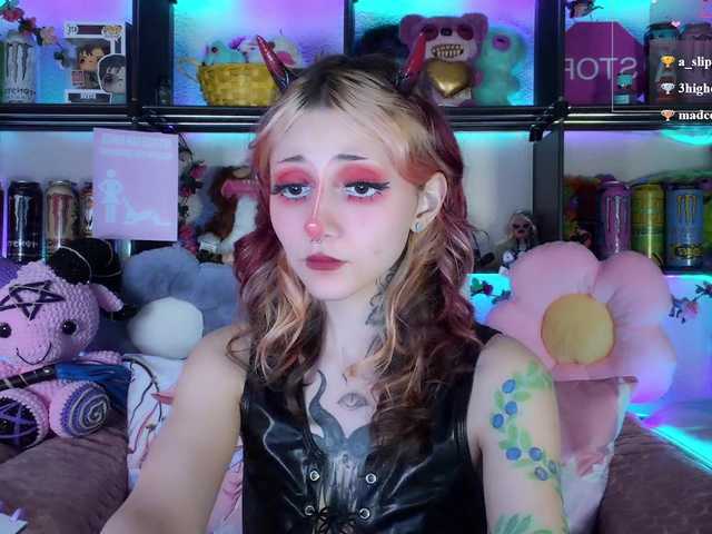 Devil-Baby live cam on BongaCams