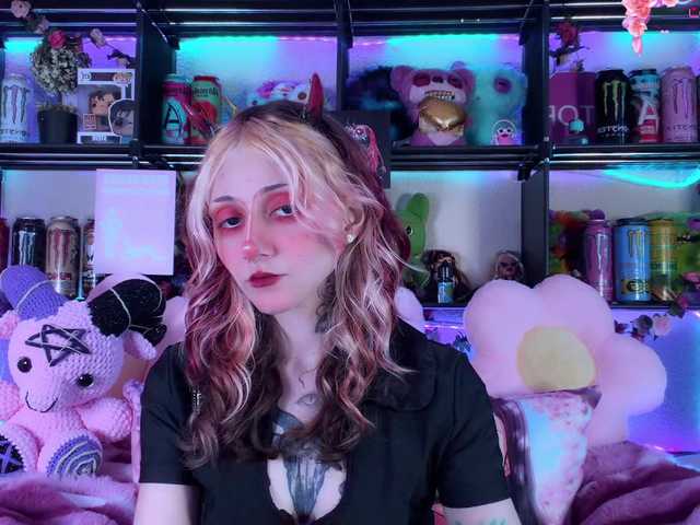 Devil-Baby live cam on BongaCams