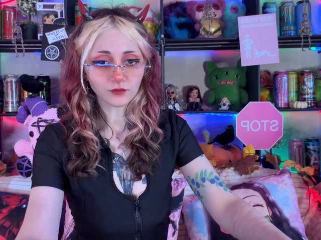 Devil-Baby live cam
