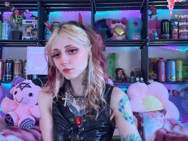 Devil-Baby live cam