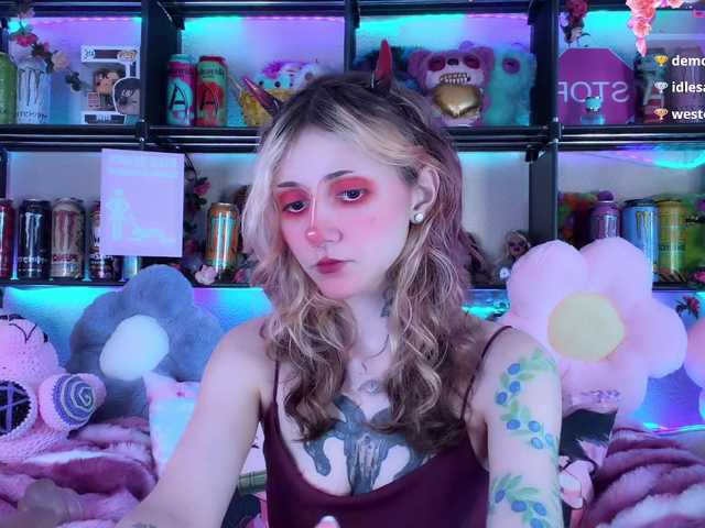 Devil-Baby live webcam show