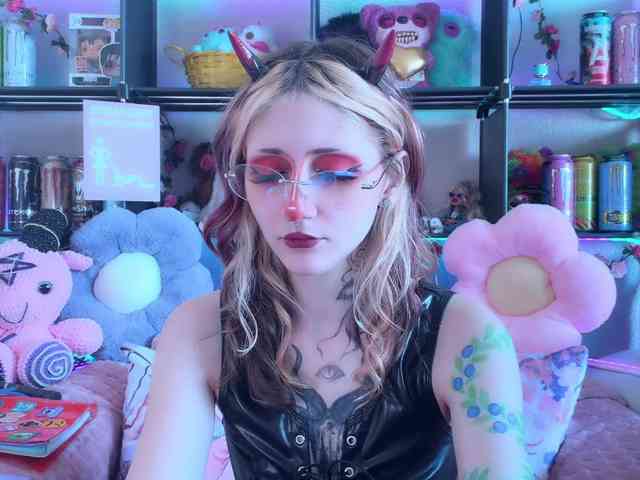 Devil-Baby webcam