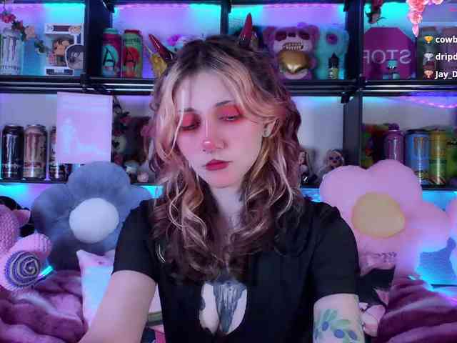 Devil-Baby webcam