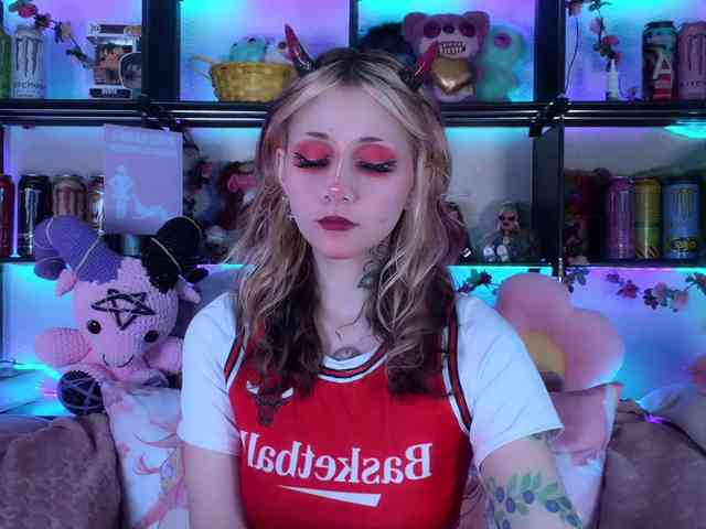 Devil-Baby webcam
