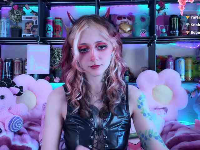 Devil-Baby webcam