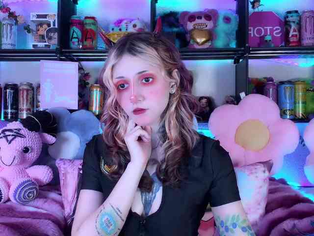 Devil-Baby webcam