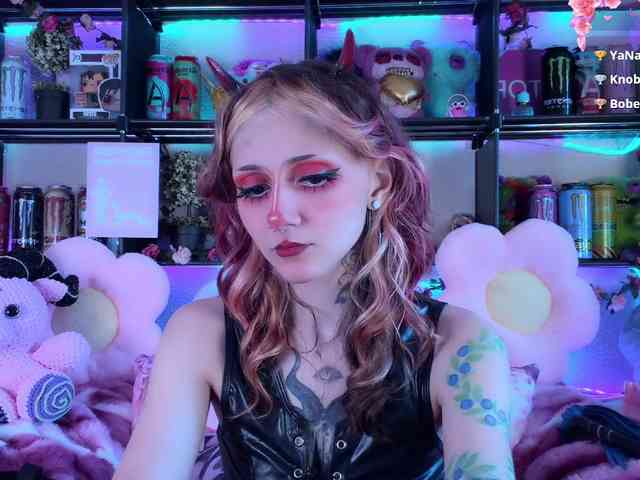 Devil-Baby webcam