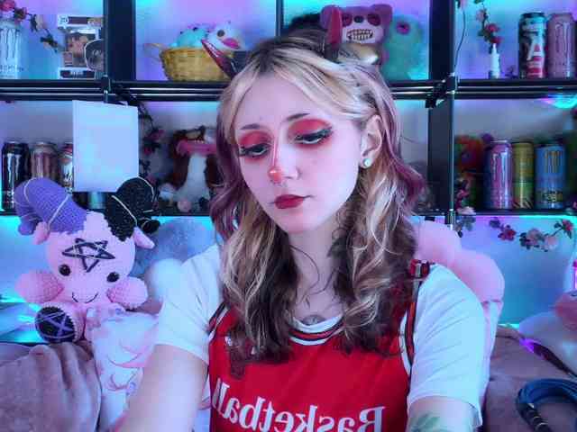 Devil-Baby webcam