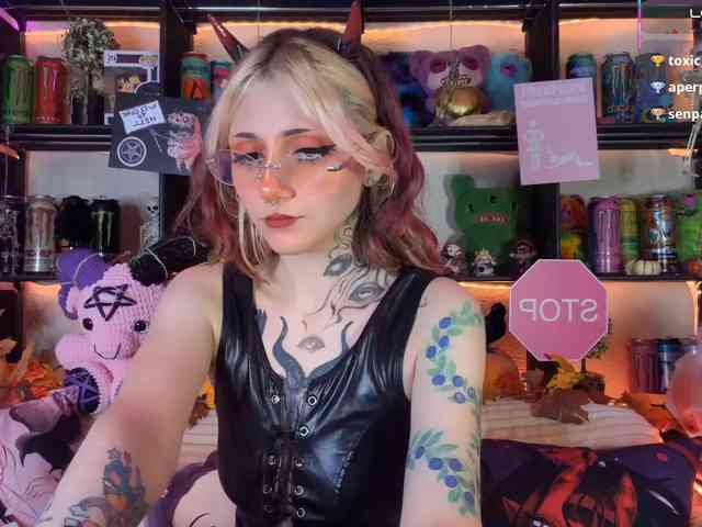 Devil-Baby webcam